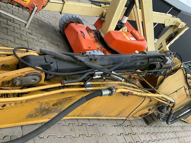 Caterpillar 3-delige rupsgraafmachine giek met graafbak - afbeelding 15 van  21