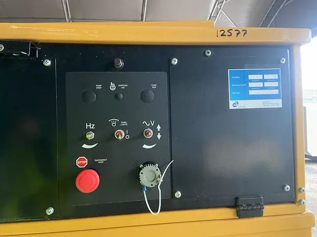 Caterpillar 3412 800f - 800 kva - open generator - afbeelding 8 van  18