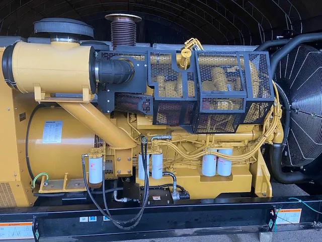 Caterpillar 3412 800f - 800 kva - open generator - afbeelding 18 van  18