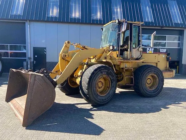 Caterpillar 928f shovel - afbeelding 1 van  18