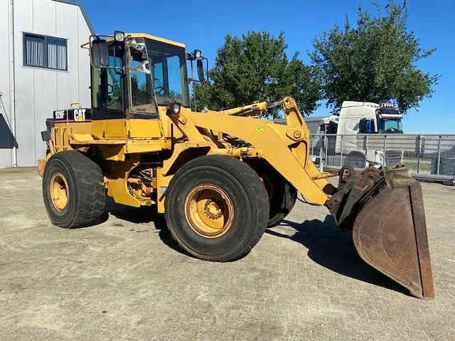 Caterpillar 928f shovel - afbeelding 12 van  18