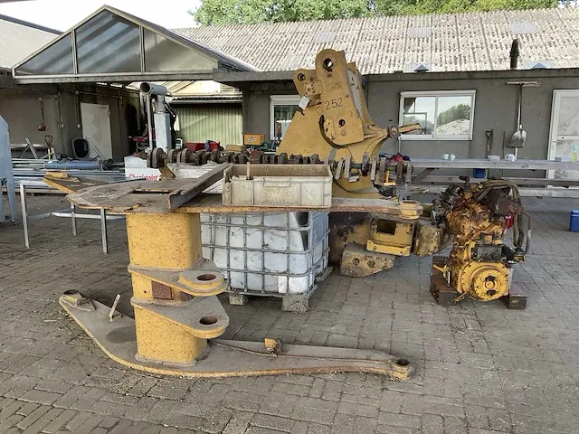 Caterpillar 928g partij diverse onderdelen - afbeelding 2 van  7