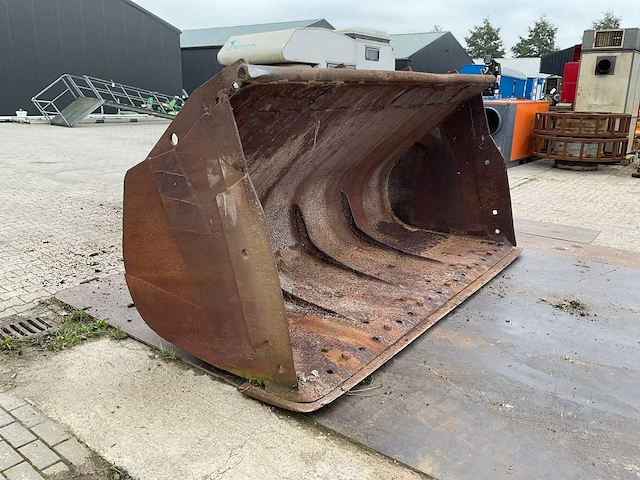 Caterpillar 980 volumebak - afbeelding 9 van  15