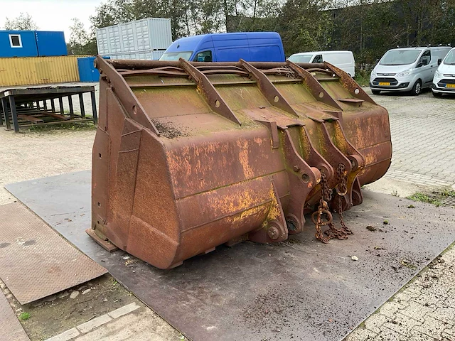 Caterpillar 980 volumebak - afbeelding 13 van  15