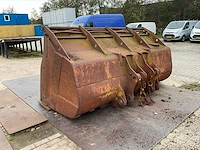 Caterpillar 980 volumebak - afbeelding 13 van  15