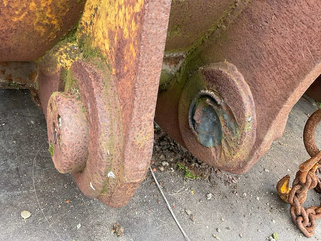 Caterpillar 980 volumebak - afbeelding 14 van  15