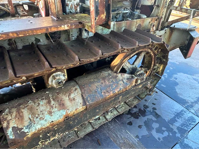 Caterpillar d4 bulldozer - afbeelding 2 van  13