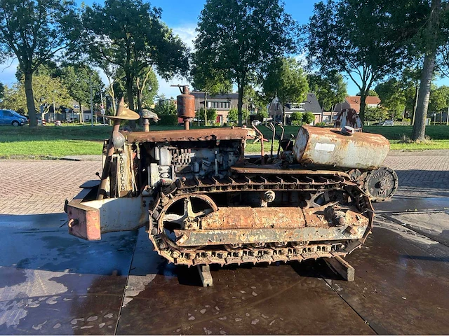 Caterpillar d4 bulldozer - afbeelding 1 van  13