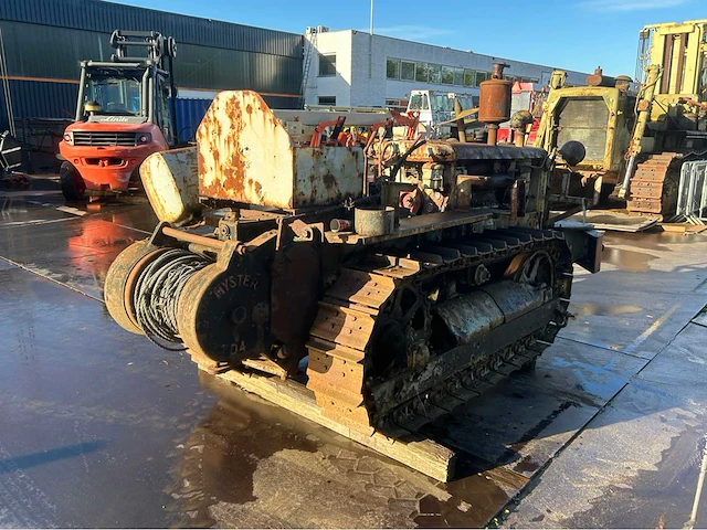 Caterpillar d4 bulldozer - afbeelding 8 van  13