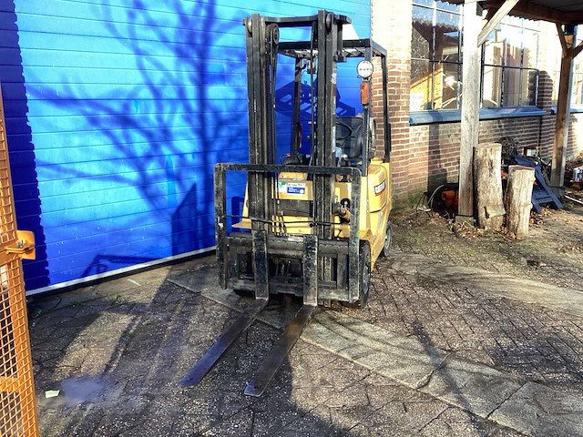 Caterpillar gp15 vorkheftruck - afbeelding 9 van  11