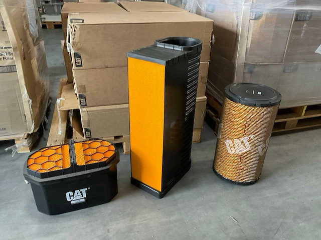 Caterpillar luchtfilters (124x) - afbeelding 1 van  15
