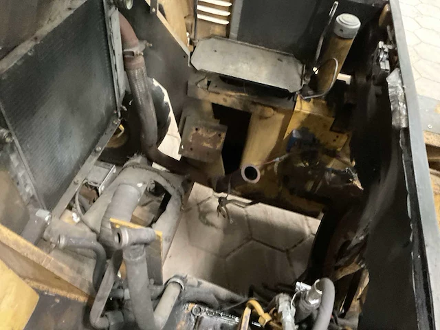 Caterpillar v400 vorkheftruck - afbeelding 5 van  6