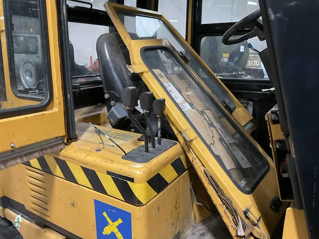 Caterpillar v400 vorkheftruck - afbeelding 5 van  7