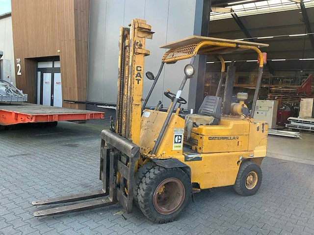 Caterpillar v60b vorkheftruck - afbeelding 21 van  25