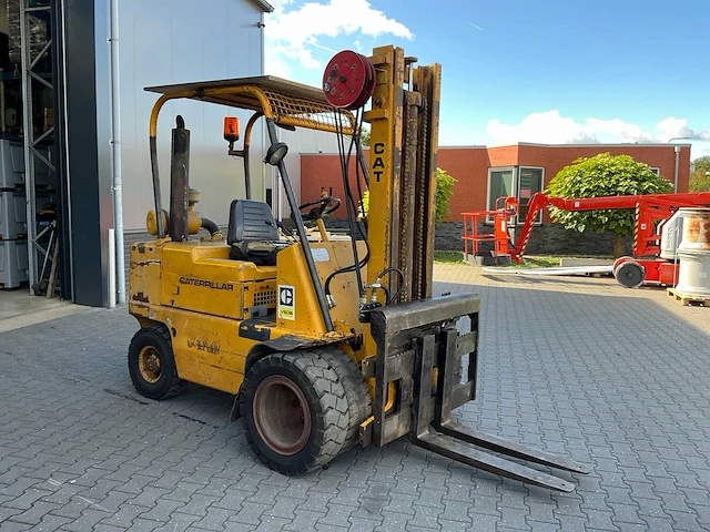 Caterpillar v60b vorkheftruck - afbeelding 24 van  25