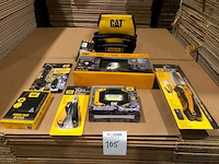 Caterpillar zaklampen, werklampen, messen, powerbanks, gereedschapstasjes en multitools (77x) - afbeelding 1 van  9