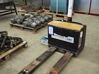 Caterpillar - afbeelding 1 van  11