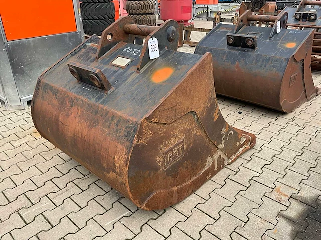 Catterpillar dieplepelbak - afbeelding 5 van  11