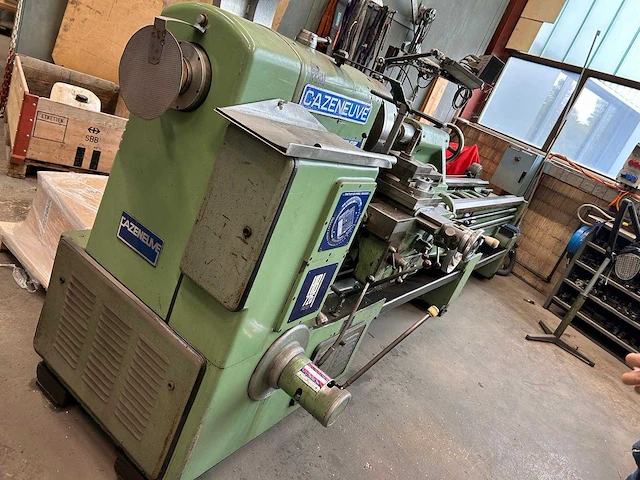Cazeneuve hb-725 turning lathe - afbeelding 1 van  8