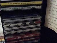 Cd toren + cd's - afbeelding 3 van  4