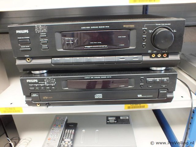 Cd wisselaar plus tuner - afbeelding 1 van  1