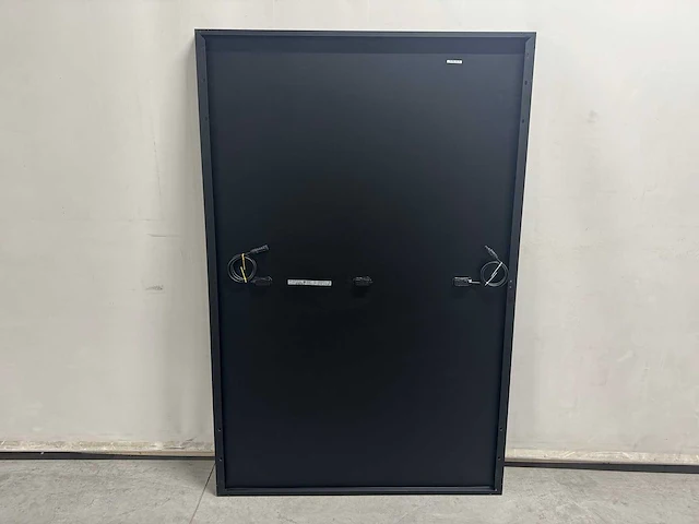 Cecep - set van 10 full black zonnepanelen (410 wp) met saj 4.0 omvormer met wifi (1-fase) - afbeelding 5 van  10