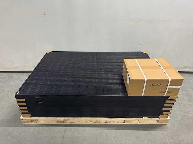 Cecep - set van 12 zonnepanelen (405 wp) met solax 4.2k omvormer - afbeelding 1 van  10
