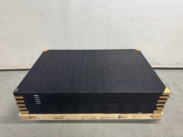 Cecep - set van 12 zonnepanelen (405 wp) met solax 4.2k omvormer - afbeelding 3 van  10