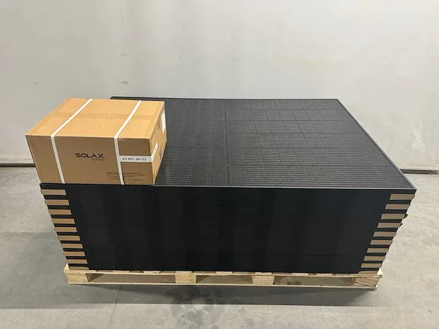 Cecep - set van 24 full black zonnepanelen (410 wp) met solax 8.0 omvormer (3-fase) - afbeelding 1 van  10