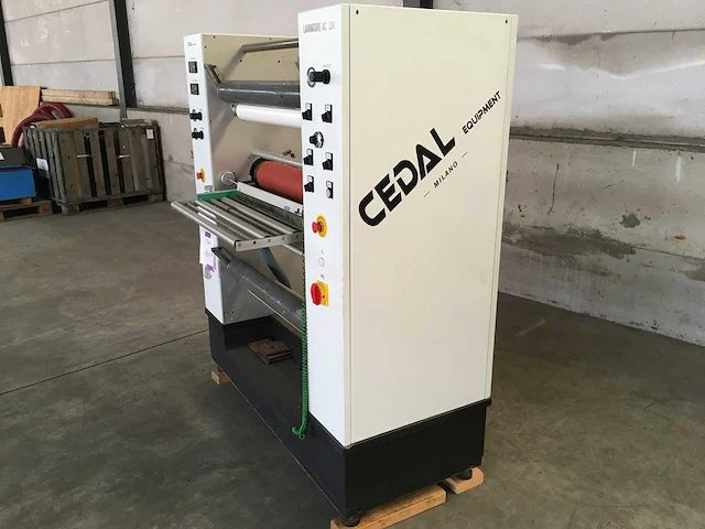 Cedal - 2004 - ac130 - hot roll laminator - afbeelding 8 van  9