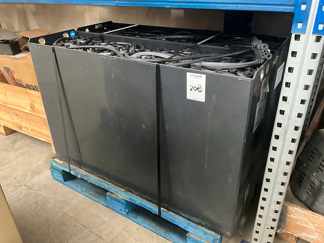 Celectric 24/4pzs 620 tractie batterij (2x) - afbeelding 1 van  5
