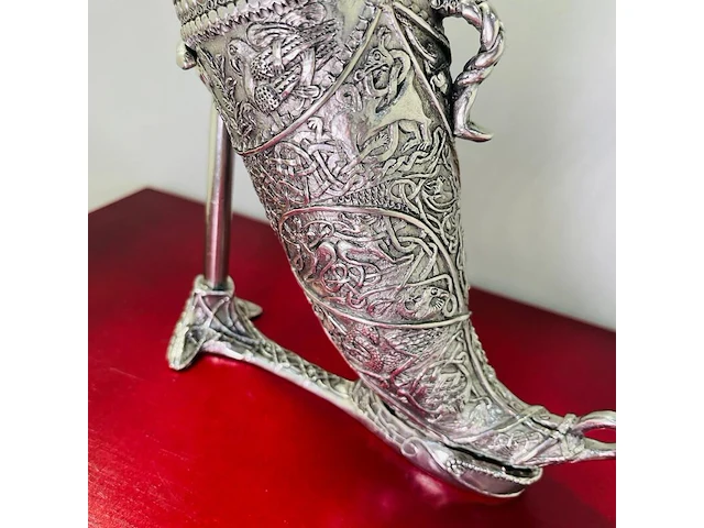Celtic horn goblet - kunstenaar graeme anthony - gesigneerd - afbeelding 4 van  8