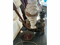 Cem - originele michelin bandenpomp uit 1920 restauratie object - afbeelding 5 van  8