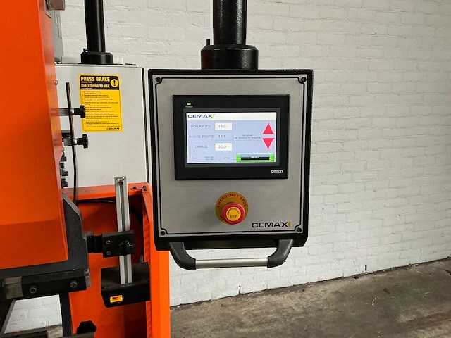 Cemax - hnc 1504 - cnc press brake - 2019 - afbeelding 12 van  14