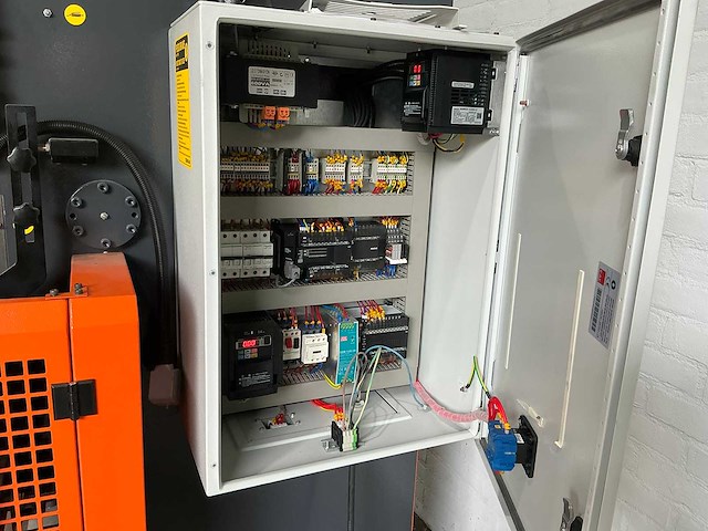 Cemax - hnc 1504 - cnc press brake - 2019 - afbeelding 4 van  14
