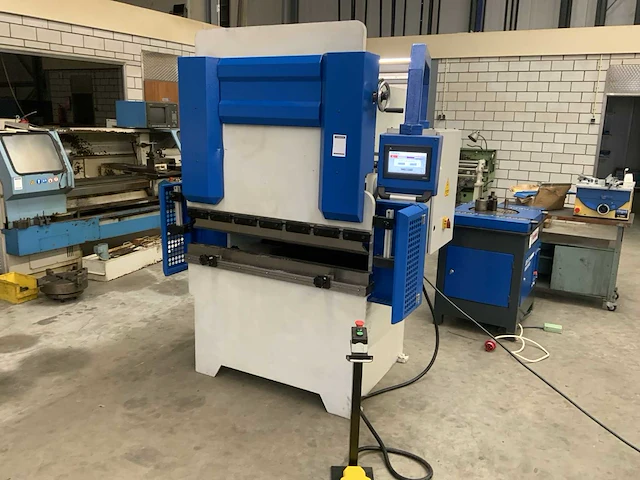 Cemax cnc kantbank - afbeelding 10 van  17