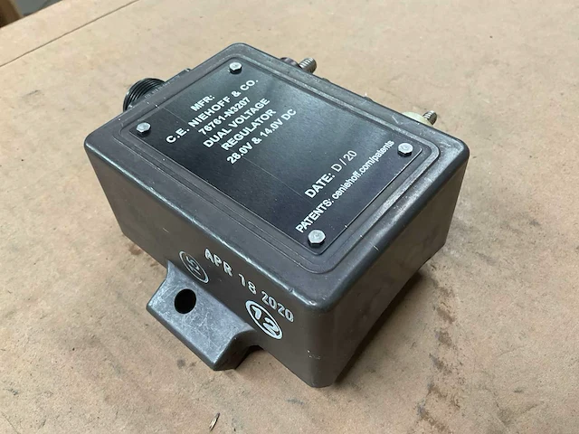 C.e.niehoff & co 76761-n3207 regulator - afbeelding 1 van  5