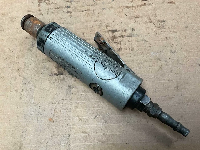 Central pneumatic stiftslijper - afbeelding 2 van  3