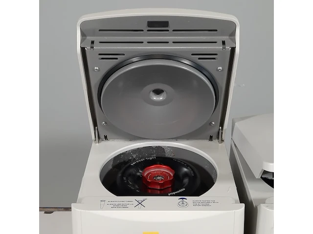 Centrifuge, eppendorf, centrifuge 5424 - afbeelding 12 van  15