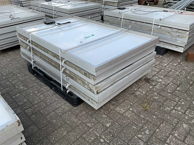 Centrosolar zonnepanelen (10x) - afbeelding 1 van  6