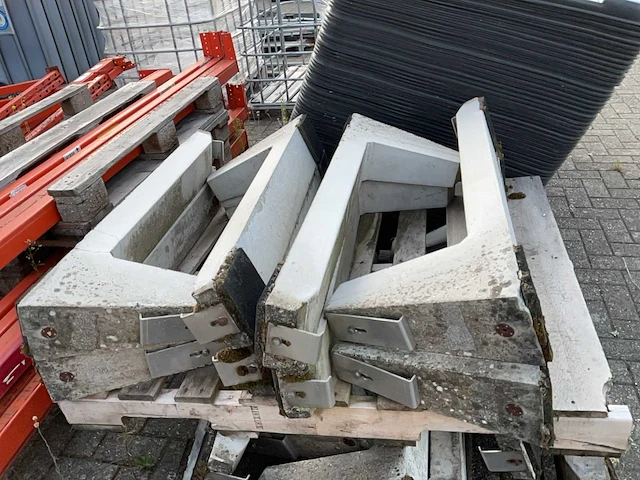 Centrosolar zonnepanelen met steunen (10x) - afbeelding 6 van  7