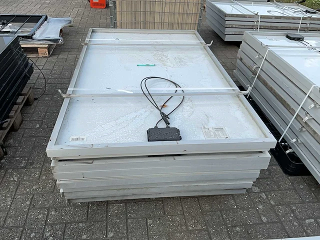 Centrosolar zonnepanelen met steunen (10x) - afbeelding 2 van  7
