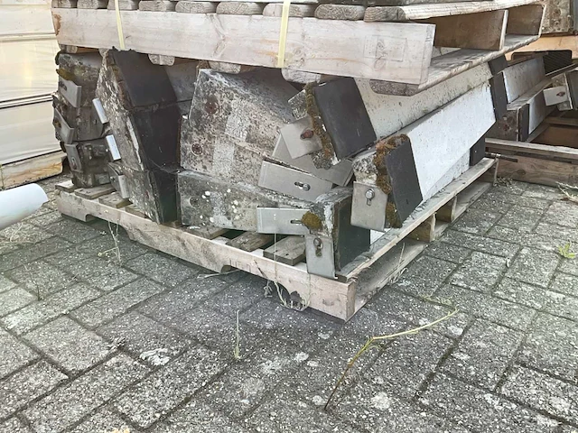 Centrosolar zonnepanelen met steunen (8x) - afbeelding 7 van  7