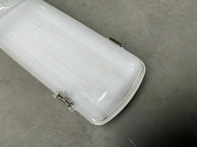 Ceotis coli-etc-60-150pc led waterproof batten (4x) - afbeelding 2 van  4