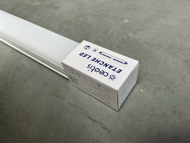 Ceotis coli-izc-52-150pd 30n002 led waterproof batten (9x) - afbeelding 1 van  3