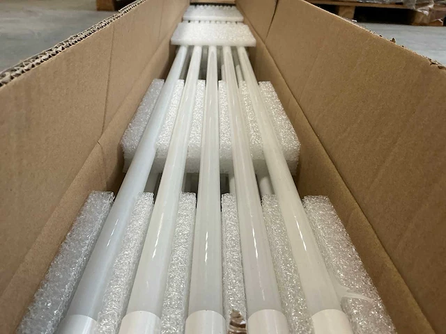 Ceotis cot5-prb-24-150f 40s101 led tube (240x) - afbeelding 3 van  3