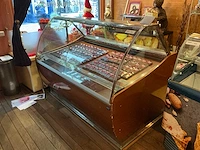 Cereda ijsvitrine