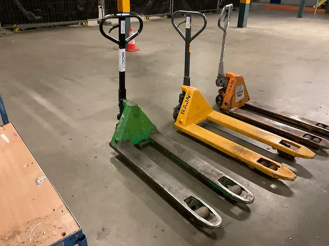 Cesr hand hydraulische palletwagen - afbeelding 1 van  5