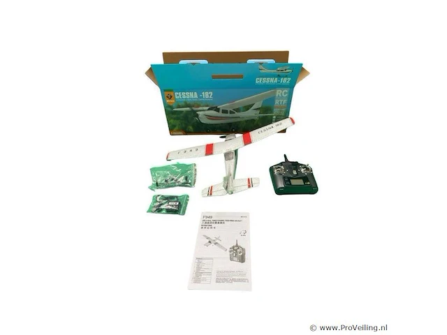 Cessna-182 rc vliegtuig - 2 dozen á 8 stuks - afbeelding 1 van  3