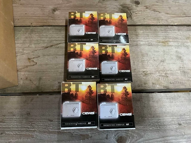 Cewal rt40 thermostaat (6x) - afbeelding 1 van  2